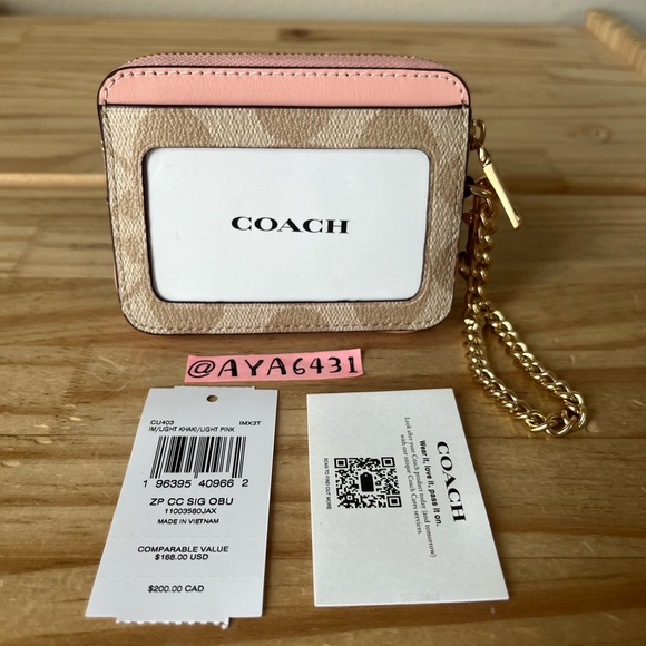 Coach Card Case🎈🎈 - Picture 3 of 9